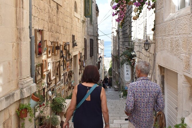 1 Hour Private Walking Tour in Korcula - Korčula Town makes more sense on foot