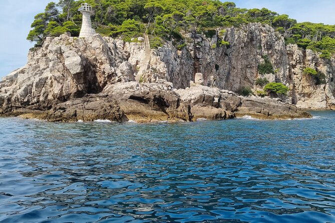 2 hours Elafiti Islands Private Tour by Barracuda 545 - Price and value: $376.88 per group for up to four