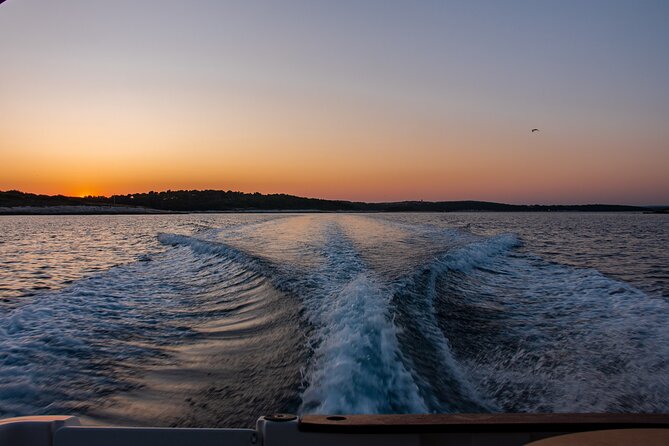 3 Hours Private Wine and Sunset Tour - Why this private wine and sunset boat tour is worth your time
