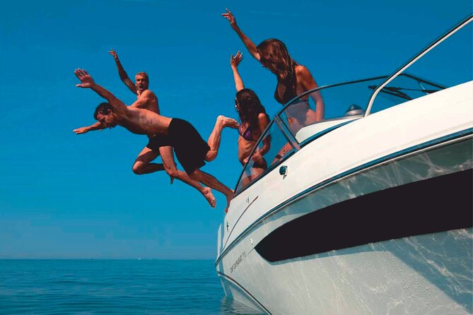 4h / 6h / 8h Elaphite Islands Tour with 6.5m/21FT SunDeck Boat - The 6.5m SunDeck boat: small-group touring that feels flexible