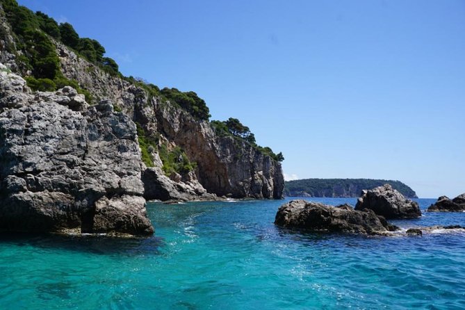 4h / 6h / 8h Elaphite Islands Tour with 6.5m/21FT SunDeck Boat - Sunj Beach + picigin: a Croatian-style beach break