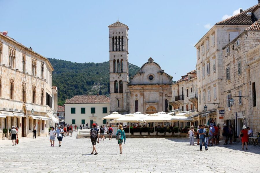 All-inclusive Blue Lagoon & 3 Islands Day Tour with Lunch - Čiovo Bay and the Beach Bar Borkko stop: where the day slows down