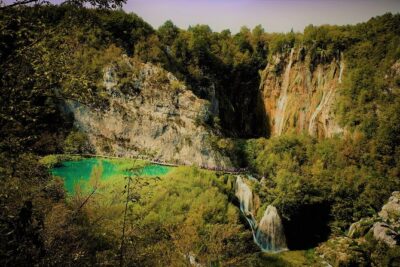 All inclusive luxury daytrip Plitvice Lakes from Split or Trogir - Plitvice Lakes National Park: Sixteen Lakes, Travertine Details, and a Boat Ride