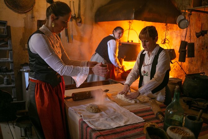 Back to the Roots - Ancient Island Interactive Experience - Paprenjok cookie and the secret recipe moment