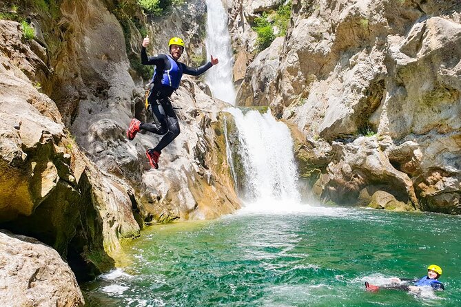 Basic Canyoning on Cetina River from Split or Zadvarje - Entering the Cetina: what you’ll do in the river