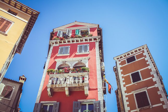 Best of Istria: Amphitheater Pula + Rovinj + Hum Tour - Rovinj: Mediterranean Looks, Coastal Time Sinks, and the Healthy-Town Story