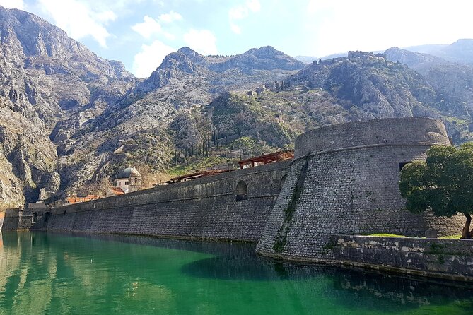Best of Montenegro and Kotor private tour - Getting There From Dubrovnik: Private Comfort and a Border-Friendly Start