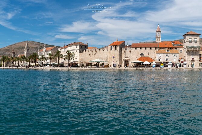 Best of Split & Trogir: Private VIP Tour with Local Guide - Grgur Ninski Statue: a giant lesson in faith, humor, and wear