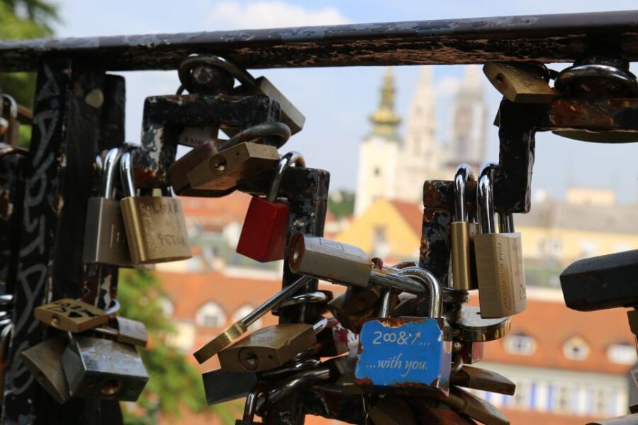Best of Zagreb Walking Tour - Zagreb Cathedral: the city’s sacred monument, explained