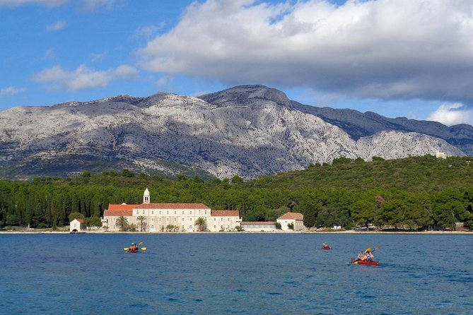 Bits of History - Half day kayak Tour with Wine delight - Otok Badija and the Franciscan monastery stop
