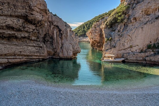 Blue and Green Cave Speedboat Excursion from Hvar Town - Speedboat run from Hvar: timing, comfort, and how to pick your moment