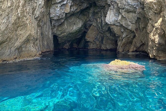 Blue and Green Cave Tour from Dubrovnik,private speed boats - From Dubrovnik to Koločept: the fast start you can feel