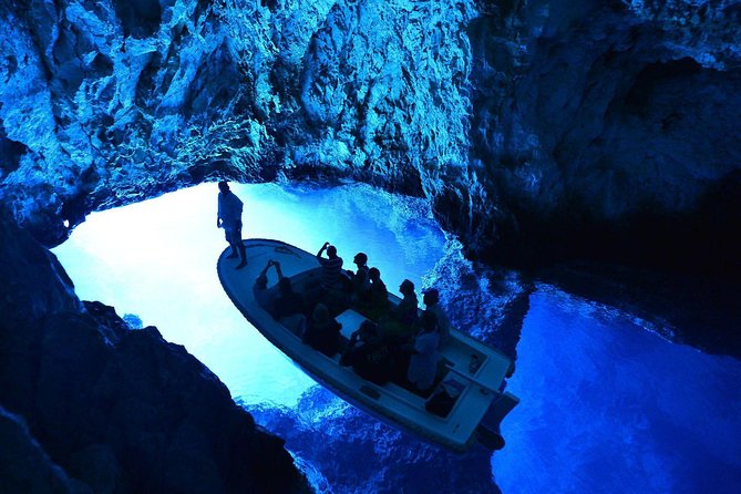 Blue Cave and Hvar 5 Islands full-day Speedboat Tour from Split - Speedboat Pickup and the Riva Departure from Split