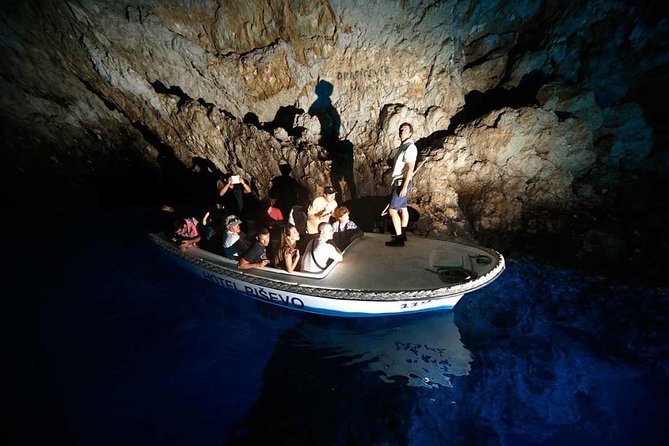 Blue Cave and Hvar 5 Islands full-day Speedboat Tour from Split - Stiniva Cove: the Dramatic Cliff Swim Spot