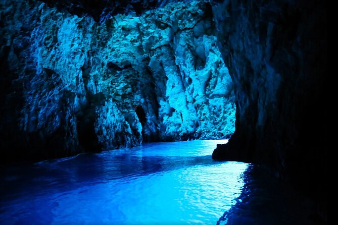 Blue Cave and Hvar island - five island tour from Split - Key things to know before you go