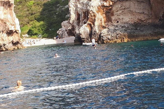 Blue Cave and Hvar island - five island tour from Split - Stop 1: Blue Cave Bisevo and the reality of waiting