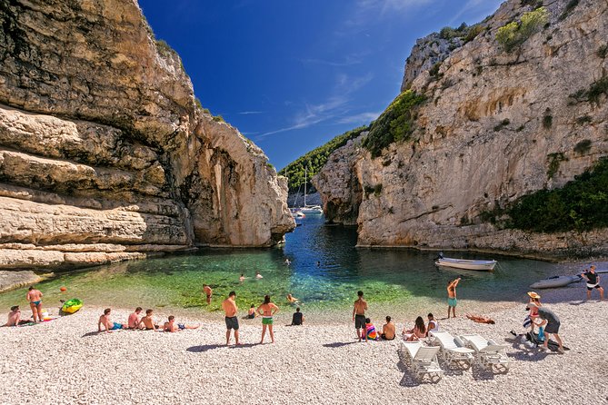 Blue Cave and Pakleni Islands group Tour from Hvar - Key reasons this day trip works