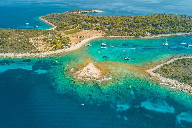 Blue cave & Hvar (5 Islands) private tour from Split or Trogir - Stop 1: Blue Cave—worth it, but treat it like a timed visit