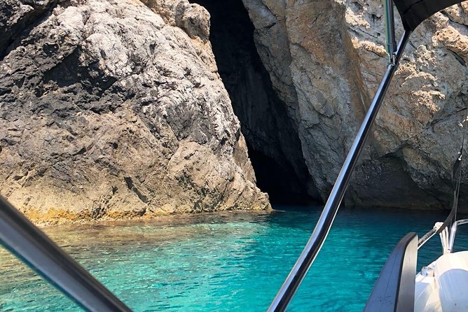 Blue cave & Hvar (5 Islands) private tour from Split or Trogir - Stop 5: Pakleni Islands—beach time plus your lunch choice