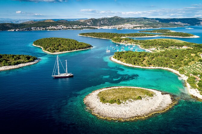 Blue Cave, Hvar, Vis and Pakleni Islands Group Speedboat Tour - Pakleni Islands: 20 Minutes to Swim in Clear Water (Snorkeling Gear Included)