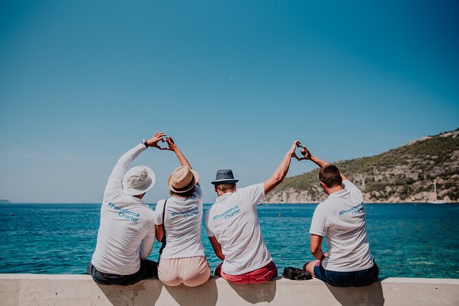 Blue cave, Mama Mia and Hvar, 5 island speedboat tour from Trogir - Stop 3: Komiža on Vis for breakfast-style pacing