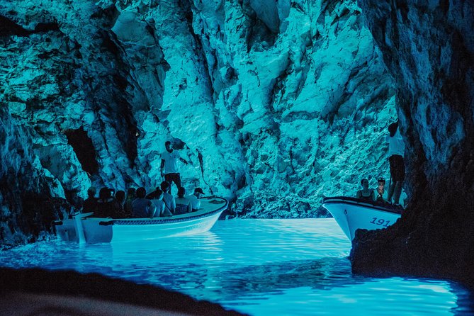 Blue cave, Mamma Mia and Hvar, 5 islands speedboat tour - Speedboat reality check: fast, open-air, and often wet