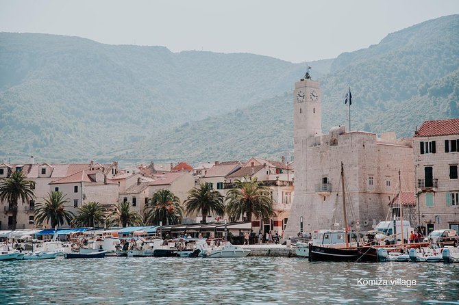 Blue cave, Mamma Mia and Hvar, 5 islands speedboat tour - Stop-by-stop guide: Bisevo, Blue Cave, Komiža, and Stiniva