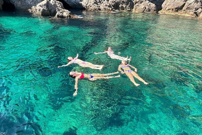 BLUE CAVE private speedboat tour with drinks - Price and logistics: what $362.81 per group really covers