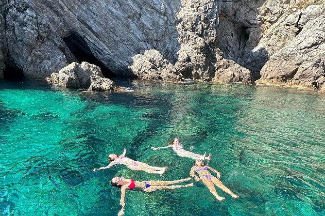 BLUE CAVE&GREEN CAVES /ŠUNJ beach Speedboat tour- WITH DRINKS - Green Caves Snorkeling: Cool Underwater Passages, With One Caution