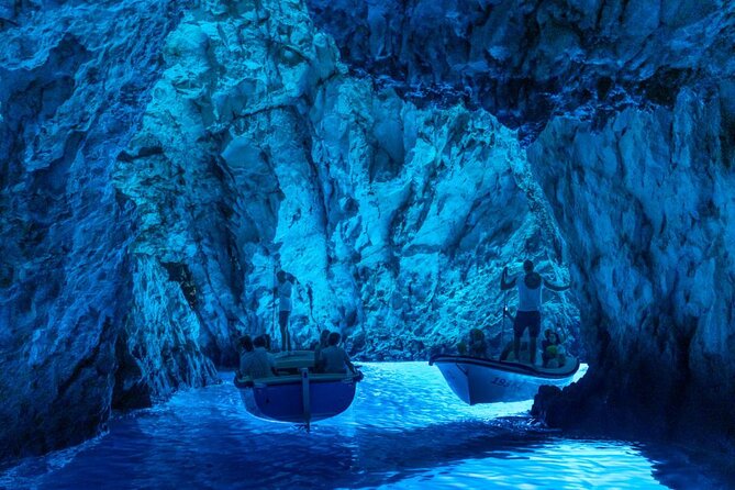 Blue & Green Cave Vis Island and Pakleni Islands Private Day Trip from Hvar - Why This Hvar-to-Vis Private Day Trip Works So Well