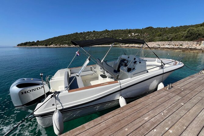 Blue Lagoon and 3 Islands Speedboat Tour from Trogir - Included on the water: unlimited drinks and snorkeling gear (and what it means for value)