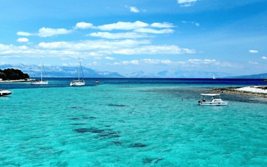 Blue Lagoon Boat Tour from Trogir with Lunch and Drinks - Drinks and lunch: the practical reality behind “included”