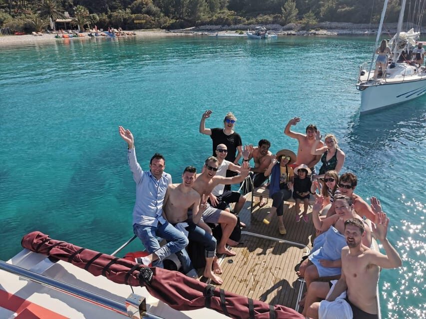 Blue Lagoon- Half day tour with comfortable speed boat - Why this half-day speed boat route from Split makes sense