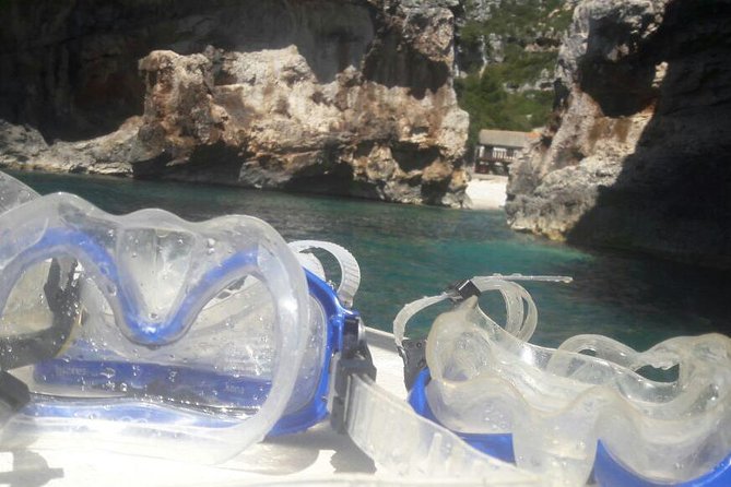 Blue Lagoon & Trogir (or Duga bay) Experience from Split - Ride experience: quick, lively boat time with a captain who keeps things moving