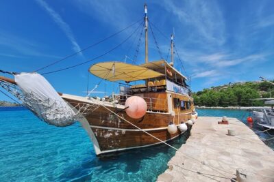 Boat Trip from Zadar to Kornati National Park - The 8:00 departure and the sea-view show (Ugljan, Pašman, and beyond)