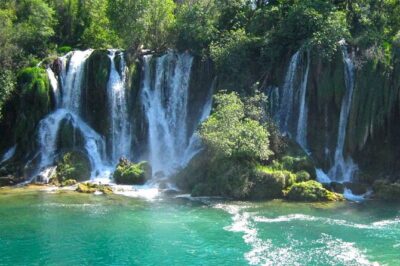 Bosnia Day Trip: Mostar and Kravice Waterfalls by Luxury Minibus - Luxury minibus comfort vs. the reality of an early start