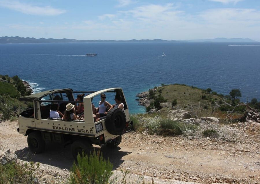 Brač: Island Exploration Tour by Four-Wheel Drive Jeep - Quick hits on the Brač 4x4 tour