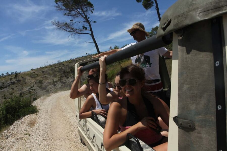 Brač: Island Exploration Tour by Four-Wheel Drive Jeep - Lunch above Milna: farm food, local wine, and real island flavors