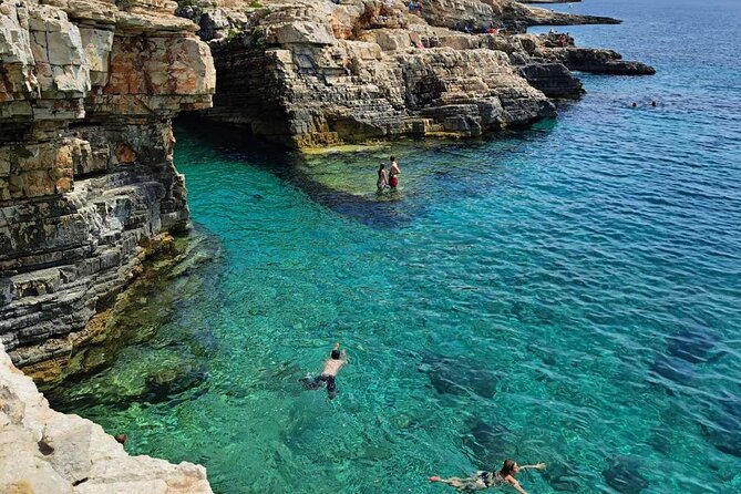 Cape Kamenjak Quad Safari 2.5h – Cliff Jump & Safari Bar - Cliff jump and swim time: optional thrills with guide oversight