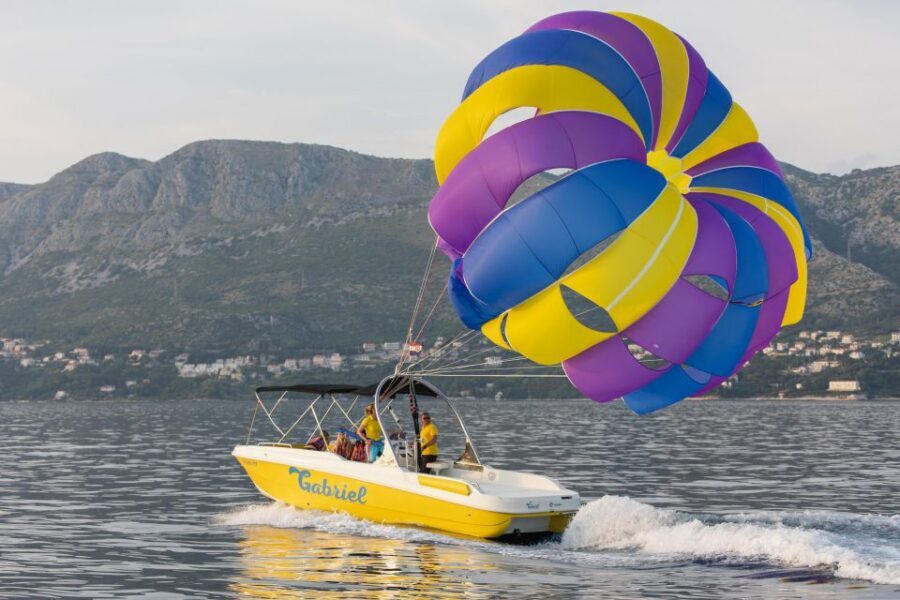 Cavtat: Parasailing - The boat ride and wind checks: how you get stable air