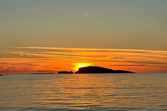 Cavtat Sunset Escape Romantic Cruise and Free Flowing Drinks - Should You Book the Cavtat Sunset Escape Romantic Cruise?