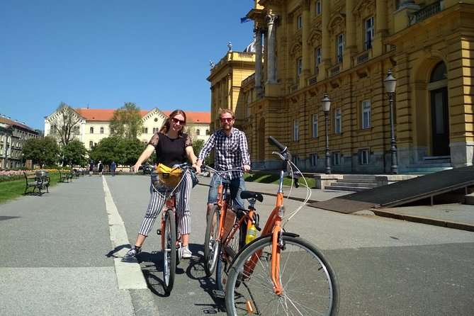 Classic Zagreb Bike Tour - Bloody Bridge and the Gradec–Kaptol divide