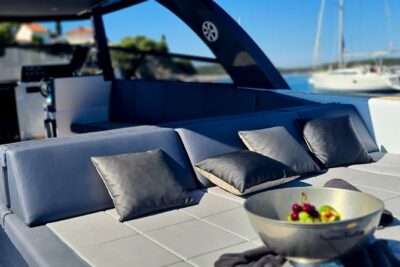 Colnago 45 - Luxury Private Speedboat Tours - Stop 1: Blue Cave, plus the one cost you must plan for