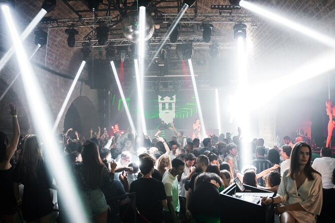 Columbo Pub Crawl Dubrovnik - Club Revelin: the long finale with free entrance