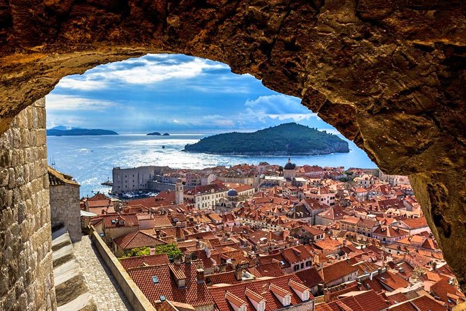 Croatia Countryside and Island Hopping from Zagreb (8 or 10 days) - Dubrovnik Old Town: walls, orientation, and choosing your own pace