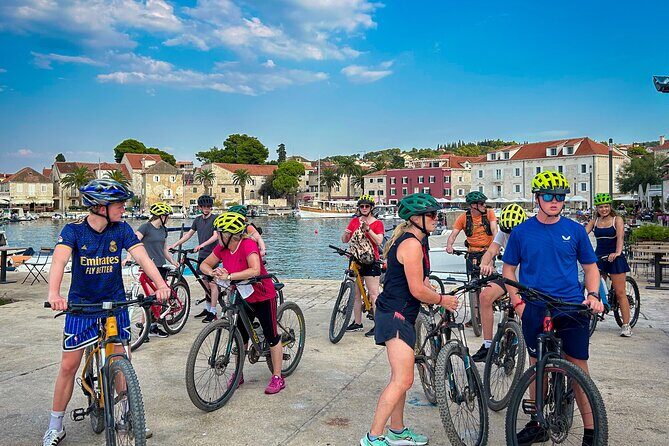 Dalmatian route - Panoramic flight over Brač, Hvar, Šolta & Split from Brač - Price and group size: when $525 per group actually feels fair