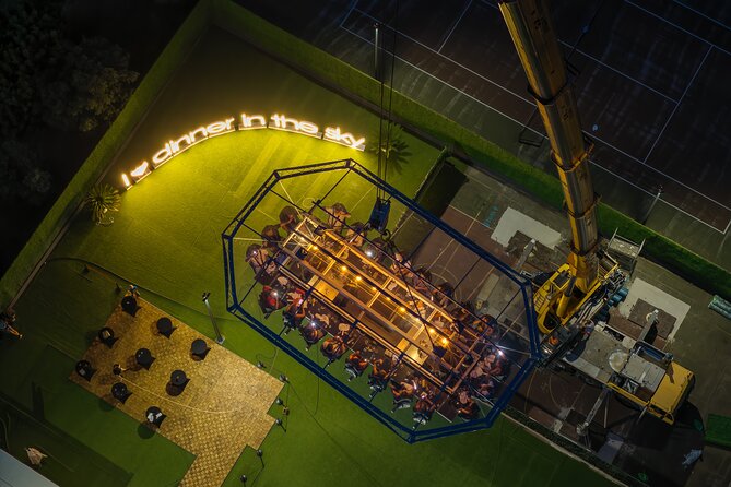 Dinner in the Sky Dubrovnik - Dine 50m above ground - What happens during the 1-hour cooking show and meal service