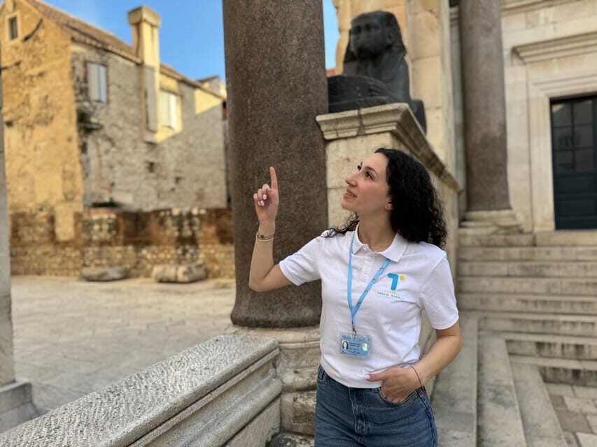 Diocletian's Palace & Old Town Split Walking Tour - Getting Oriented: Meeting Points at Riva or the City-Core Model