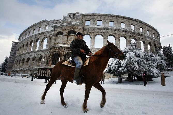 Discover the Essence of Pula: Private Tour with a Local Pro - The Forum and Tempio di Augusto: the Roman city in one square