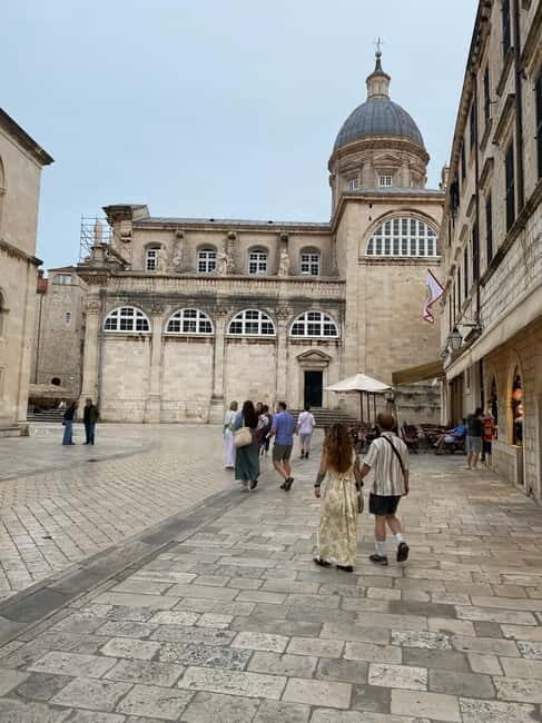 Discover the Old Town of Dubrovnik - Stradun: the main street you’ll finally understand
